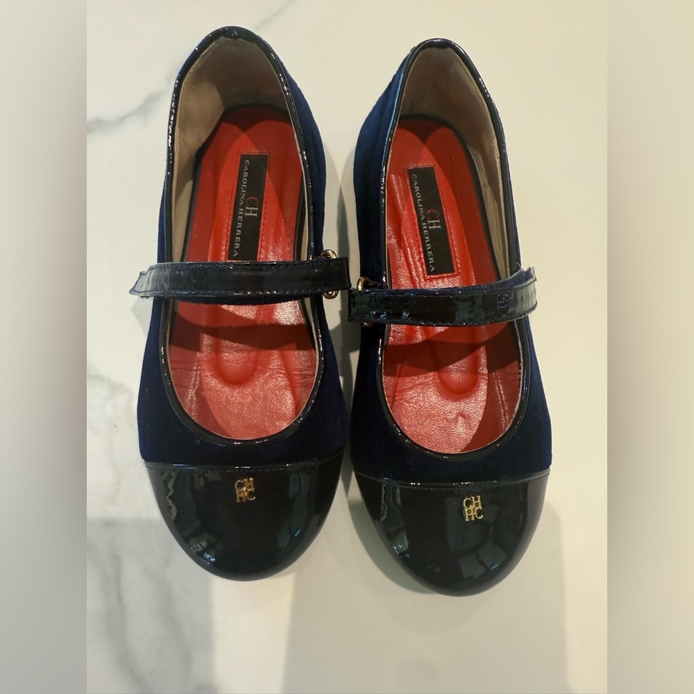 Carolina Herrera Black and Navy Patent Leather Flats
